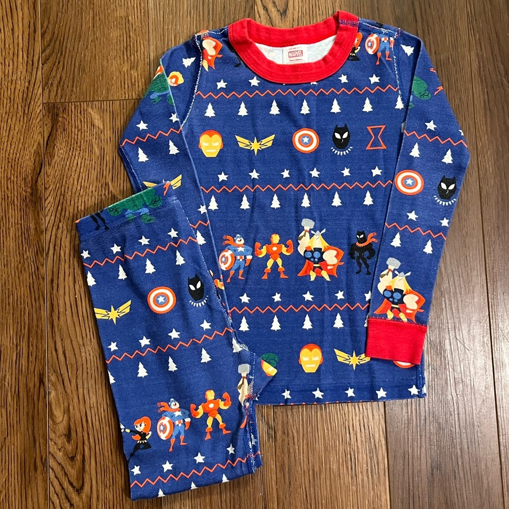 Hanna Andersson Holiday Avengers Pajamas Kids Size 5 Boys Marvel Christmas PJs